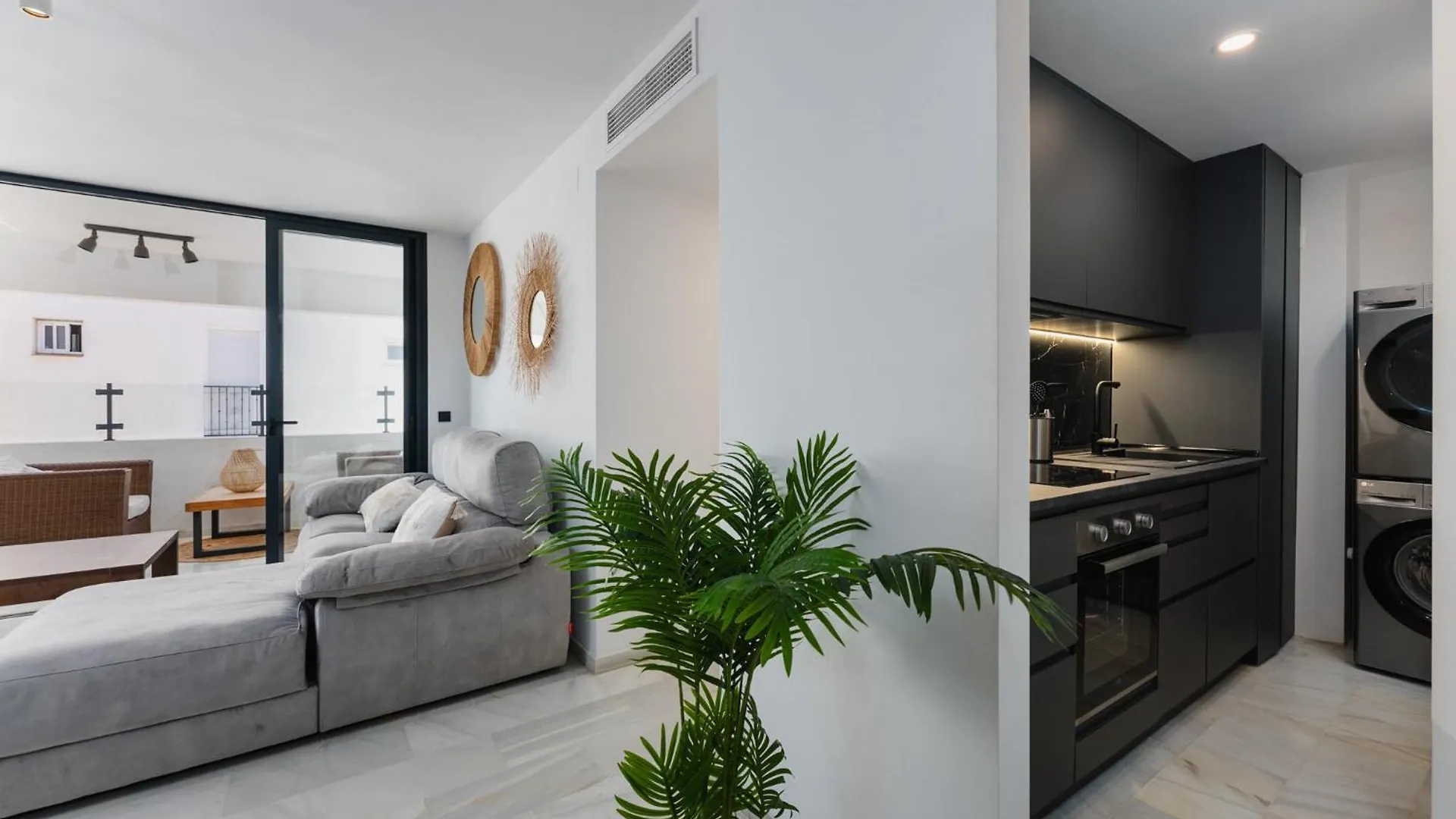 Apartment Modern Luxury 2B Apt In Puerto Banus Marbella